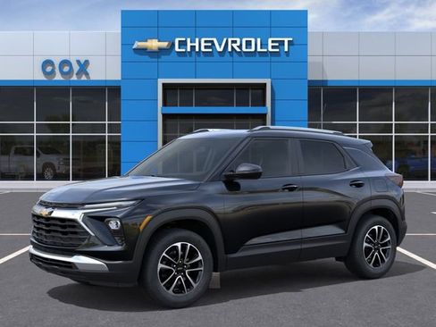 New 2026 Chevrolet TrailBlazer LT w/ Convenience Package FWD image 2