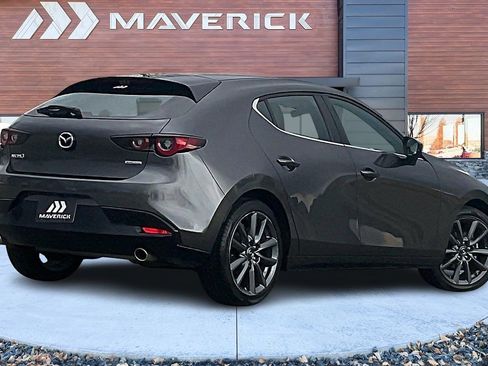 Used 2023 MAZDA MAZDA3 s image 5