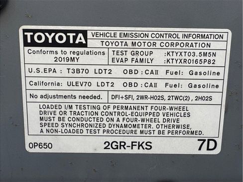 Used 2019 Toyota Tacoma TRD Off-Road w/ Technology Package image 29