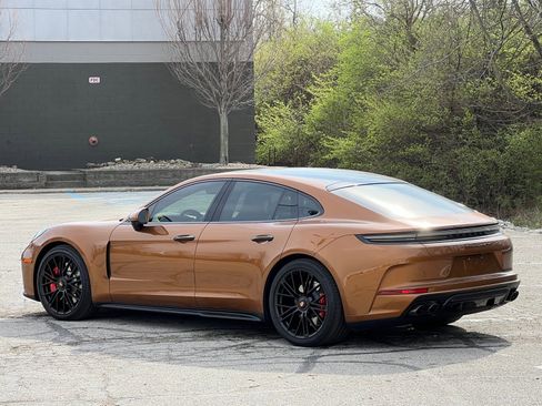 Certified 2026 Porsche Panamera GTS image 6