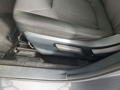 Used 2019 Subaru Impreza 2.0i w/ Eyesight AWD/4WD image 29