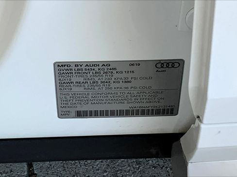 Used 2019 Audi Q5 2.0T Premium Plus w/ Premium Plus Package AWD/4WD image 31