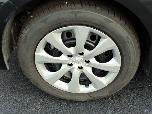 Used 2024 Toyota Corolla LE FWD image 11