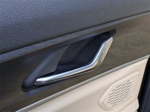 New 2026 Jeep Grand Cherokee Limited w/ Luxury Tech Group II image 28