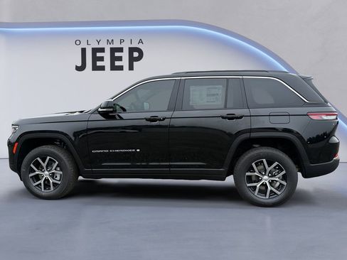 New 2025 Jeep Grand Cherokee Limited w/ Luxury Tech Group II image 2