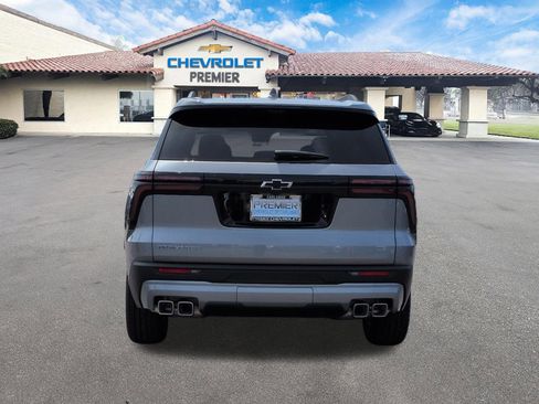 New 2026 Chevrolet Traverse LT w/ Driver Confidence Package FWD image 7
