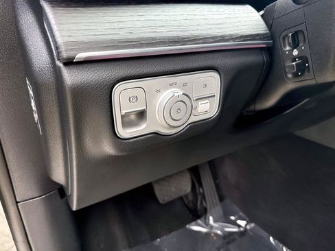 Certified 2026 Mercedes-Benz GLE 450 4MATIC Coupe image 21