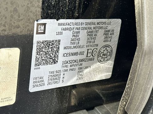 Used 2021 GMC Yukon Denali w/ Denali Premium Package image 30