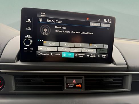 Certified 2024 Honda Pilot Touring image 16
