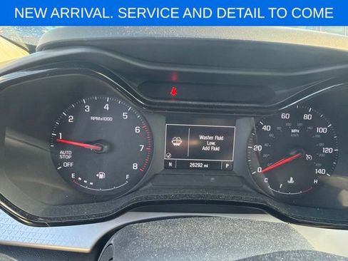 Used 2024 Chevrolet Trax LS w/ LS Convenience Package FWD image 12
