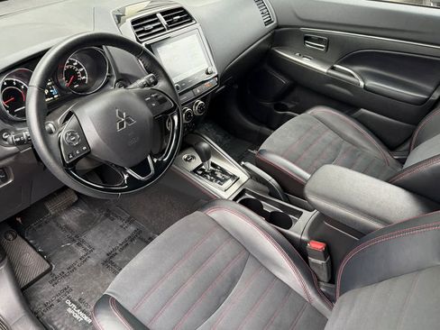 Used 2024 Mitsubishi Outlander Sport SE image 13