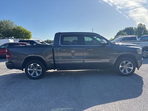 Used 2022 RAM 1500 Limited w/ Body Color Bumper Group AWD/4WD image 4