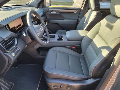 New 2026 GMC Acadia AT4 image 7