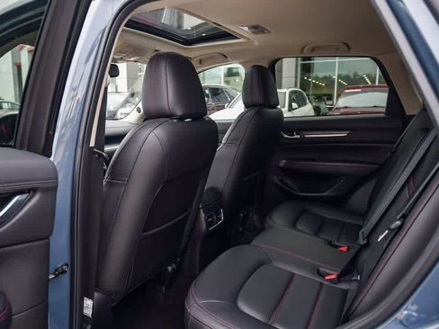 Used 2024 MAZDA CX-5 Carbon Edition image 18