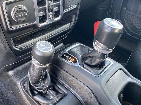 Used 2021 Jeep Gladiator Overland w/ Popular Equipment Package image 20