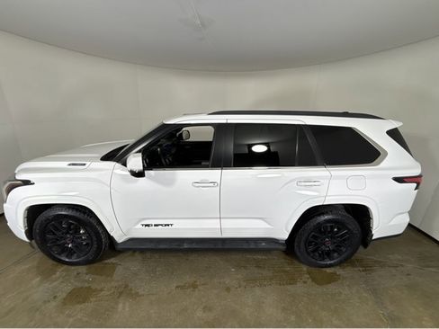 Used 2025 Toyota Sequoia SR5 image 17