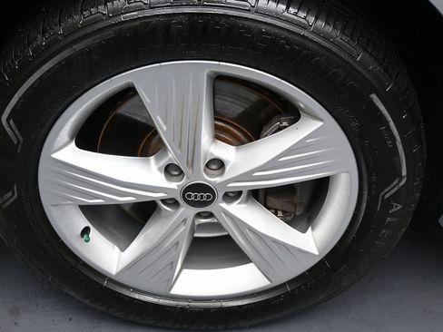 Used 2023 Audi Q4 e-tron Premium Plus w/ Premium Plus image 40