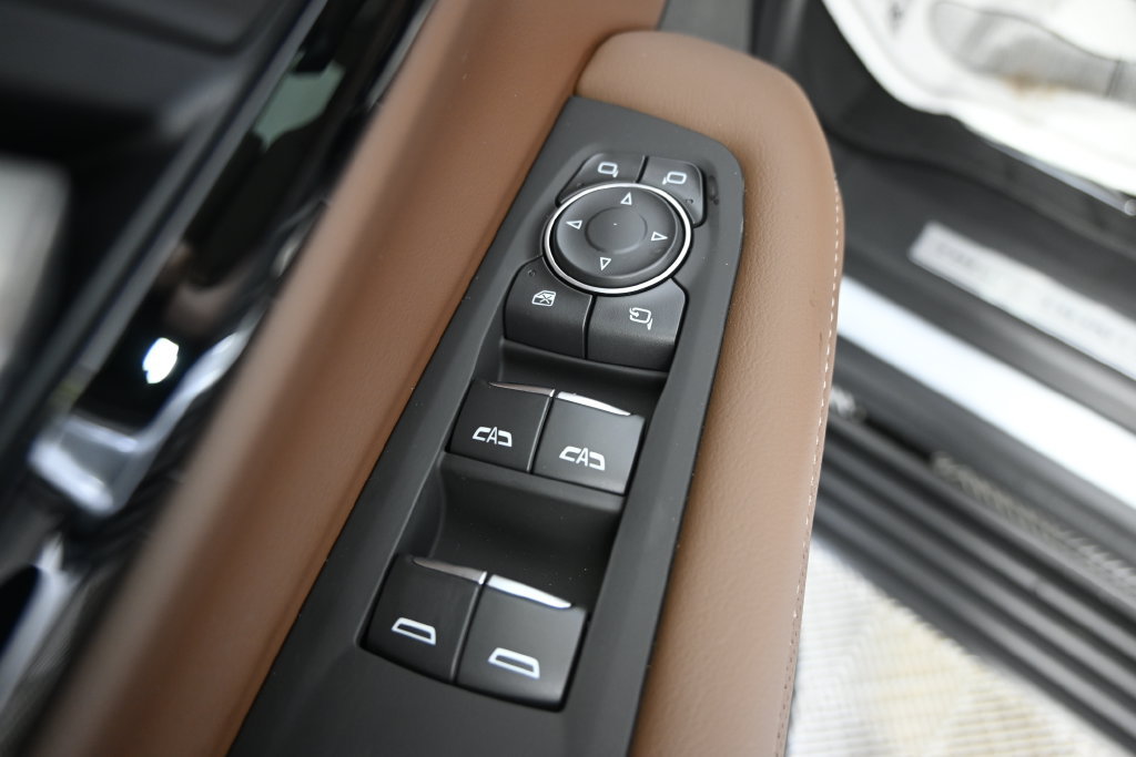 New 2026 Chevrolet Tahoe High Country AWD/4WD image 21