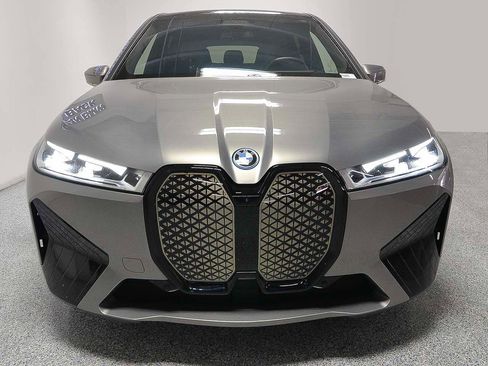 Used 2023 BMW iX M60 w/ Executive Package image 2