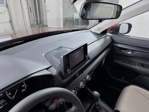 Used 2025 Honda CR-V EX image 6