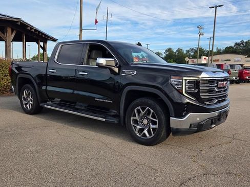 Used 2022 GMC Sierra 1500 SLT w/ SLT Premium Plus Package AWD/4WD image 1