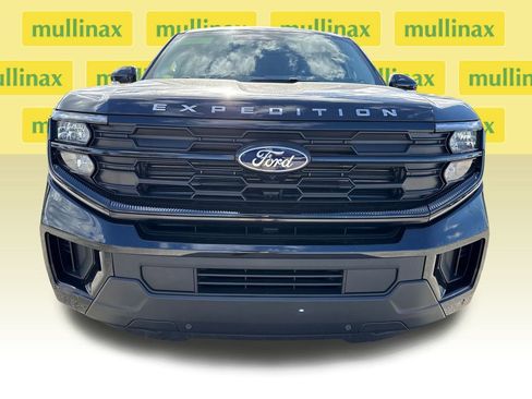 New 2026 Ford Expedition Max Active RWD image 12