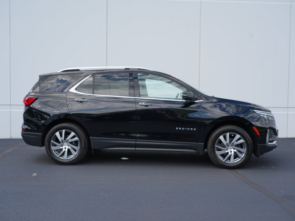 Certified 2024 Chevrolet Equinox Premier AWD/4WD image 2