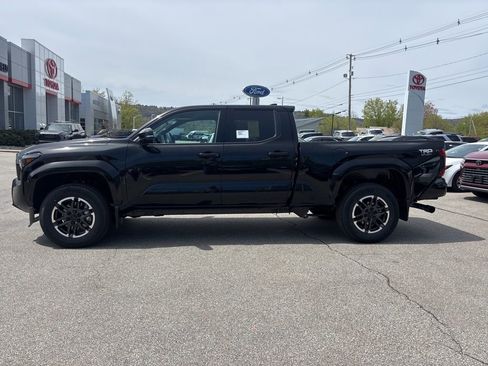 New 2026 Toyota Tacoma TRD Sport AWD/4WD image 4