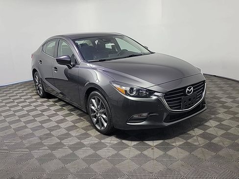 Used 2018 MAZDA MAZDA3 Touring FWD image 1
