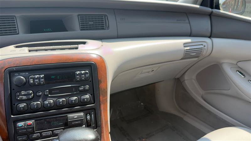Used 1997 Lincoln Mark VIII LSC RWD image 23