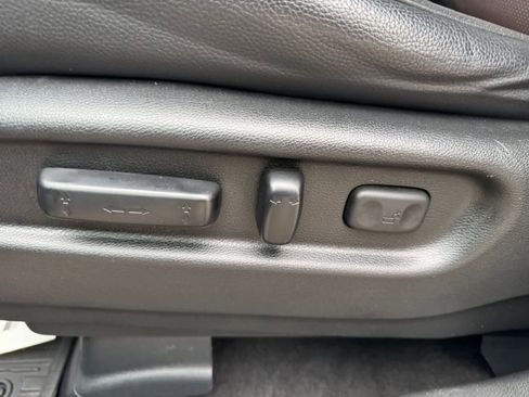 Used 2023 Honda Ridgeline Black Edition image 17