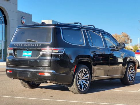 Used 2022 Jeep Grand Wagoneer Series III image 5