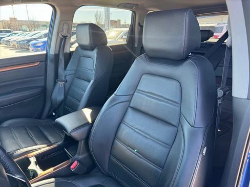 Used 2020 Honda CR-V Touring image 9