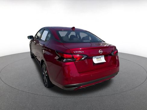 Used 2025 Nissan Versa SV image 11