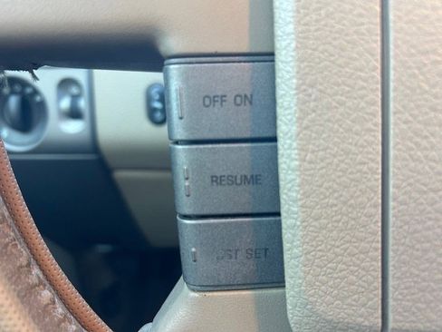 Used 2007 Ford F150 XLT image 24