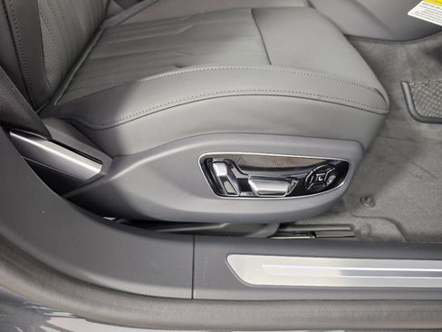 New 2026 Audi A8 L 3.0T AWD/4WD image 44