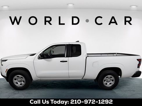 Used 2024 Nissan Frontier S w/ Technology Package image 4