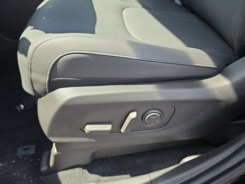New 2027 Kia Carnival SX Prestige FWD image 23