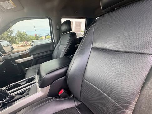 Used 2017 Ford F150 Lariat w/ Equipment Group 502A Luxury AWD/4WD image 27