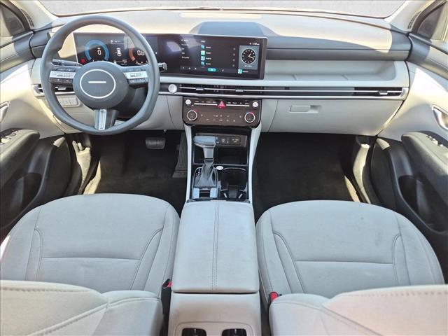 Used 2025 Hyundai Tucson SEL FWD image 16