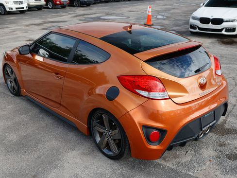Used 2015 Hyundai Veloster Turbo image 7