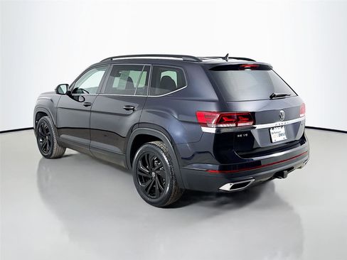 Used 2022 Volkswagen Atlas SE image 6
