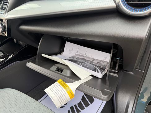 Used 2026 Chevrolet Trax LT w/ LT Convenience Package image 33