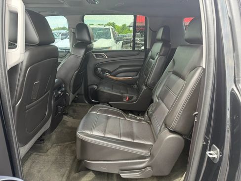 Used 2015 GMC Yukon XL Denali w/ Touring Package RWD image 14