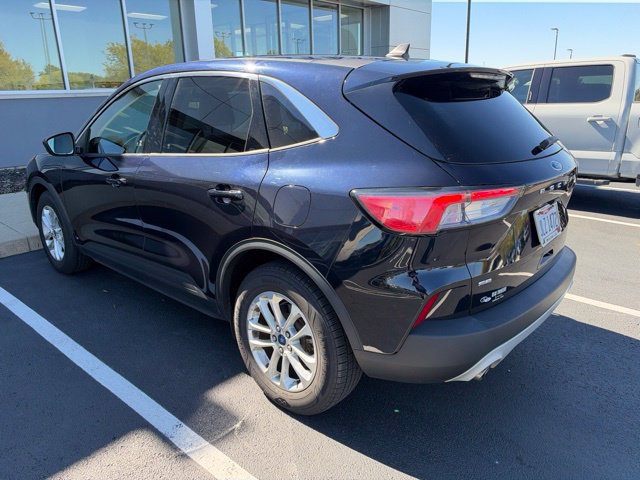 Used 2021 Ford Escape SE FWD image 3