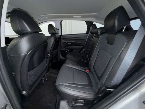 Used 2025 Hyundai Tucson Limited AWD/4WD image 12