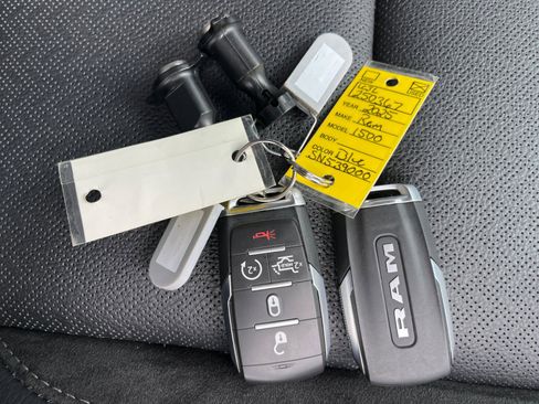 Used 2025 RAM 1500 Laramie w/ Trailer Tow Group AWD/4WD image 30