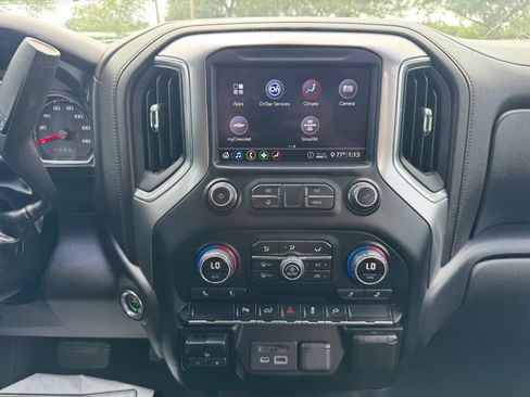 Used 2020 Chevrolet Silverado 2500 LT w/ Texas Edition AWD/4WD image 21