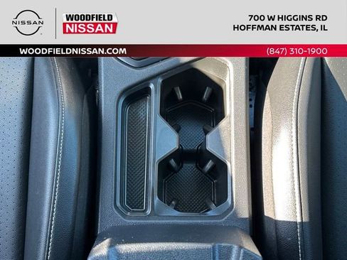 Used 2022 Volkswagen Tiguan SE image 28