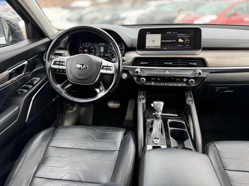 Used 2020 Kia Telluride SX w/ SX Prestige Package image 10